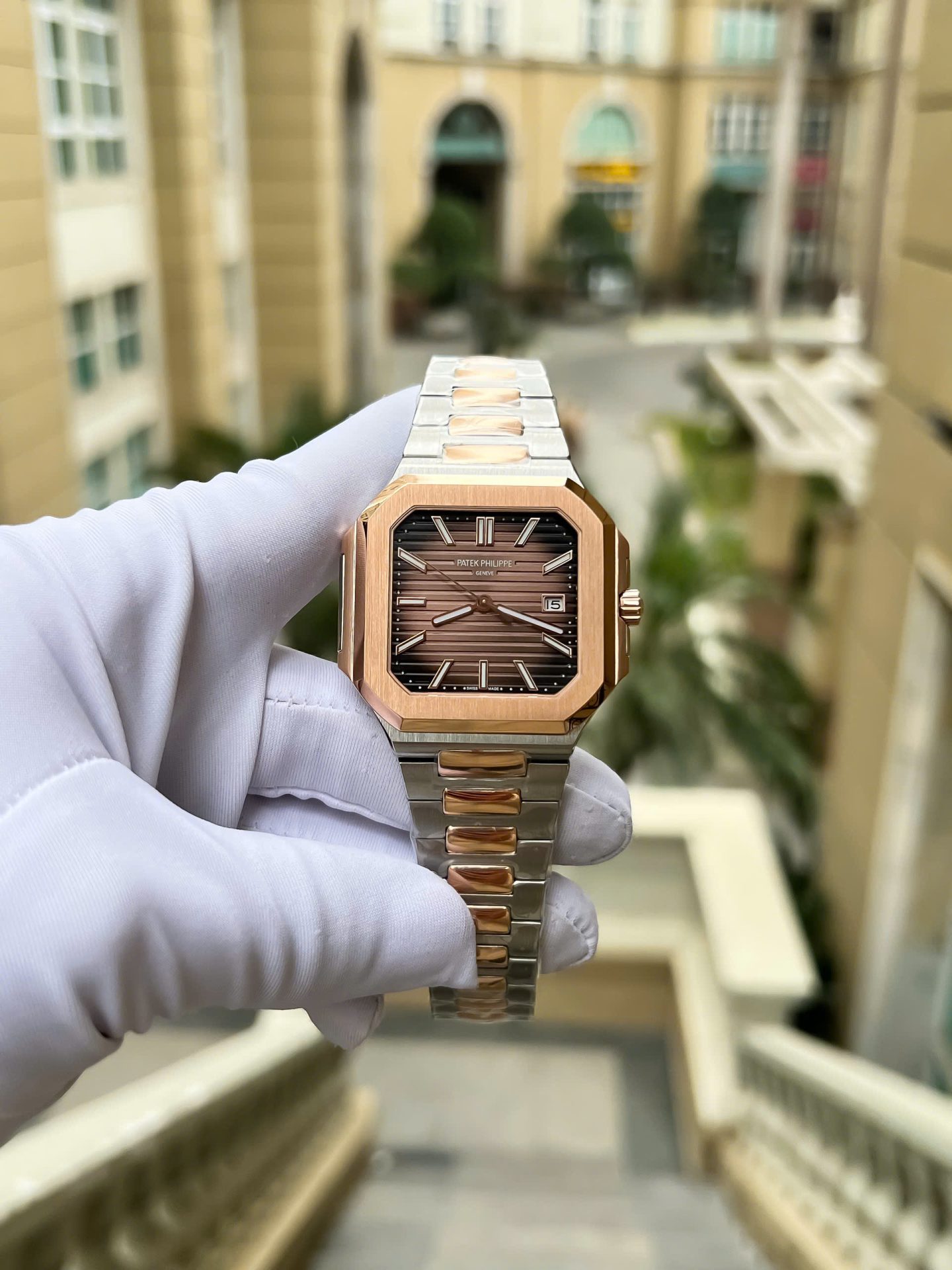 6D8A4476-B4C4-6AF0-9C30-C59BF7EB8F08.jpg Patek Philippe Cubitus 5821 Demi Rose Gold Replica 11 Watch Dial Square Chocolate 45mm - Image 1
