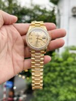 Rolex Replica 11 Watch Day-Date Gold Wrapped Moissanite Diamonds GM Factory 40mm - Image 2
