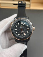 Omega Seamaster Chronometer Black Ceramic Imitation Luxury Watches Best Quality VS Factory 42mm - Image 3