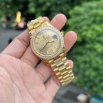 Rolex Replica 11 Watch Day-Date Gold Wrapped Moissanite Diamonds GM Factory 40mm - Image 5