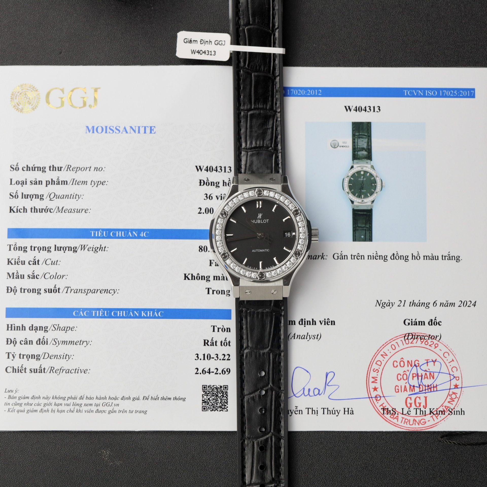 7905A5A6-A677-9AD9-507B-4BA7BE4E0330.jpg Hublot Replica 1:1 Watch Classic Fusion Black Moissanite Diamonds Factory HB 42mm - Image 1