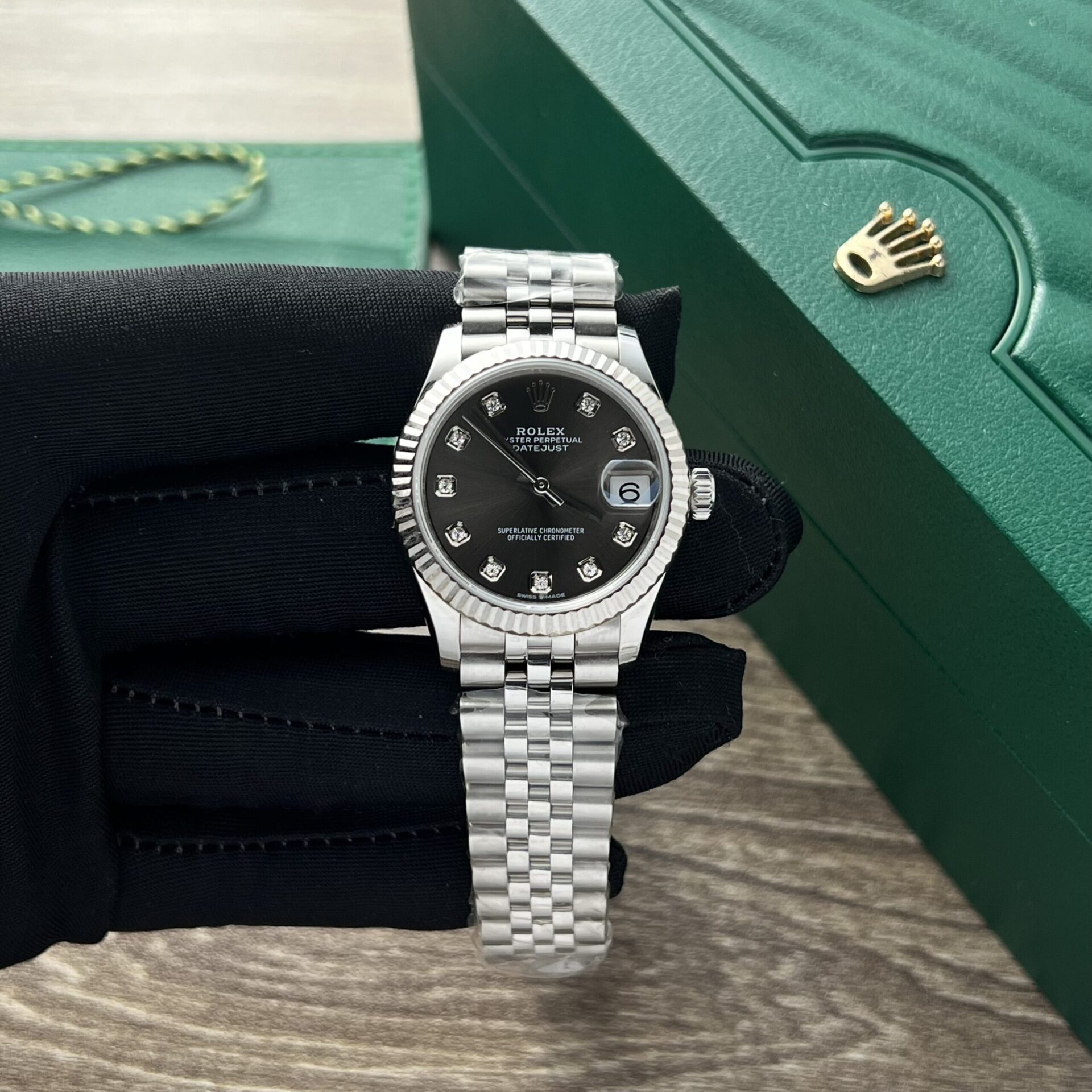 7A67EF34-1002-6898-DCFC-C7A0CD983A91.jpg Rolex Fake Watches DateJust Womens Dial Gray 31mm - Image 1