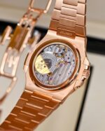 Patek Philippe Replica 1:1 Watch Nautilus 5712R 18K Solid Gold 40mm - Image 4