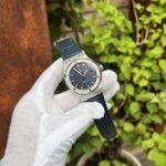 Hublot Replica 1:1 Watch Classic Fusion Blue Diamond Black Dial 42mm - Image 2