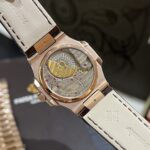 Patek Philippe Replica Watch Nautilus 5724R Gray Dial GR Factory 40mm - Image 7