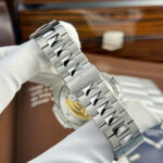 Patek Philippe Nautilus 5711 Refined Full Options Green Dial Best Top Quality Watch 40mm - Image 16