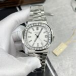 Patek Philippe Replica Watch Nautilus 5723 White Dial Metal Wire 40mm - Image 2