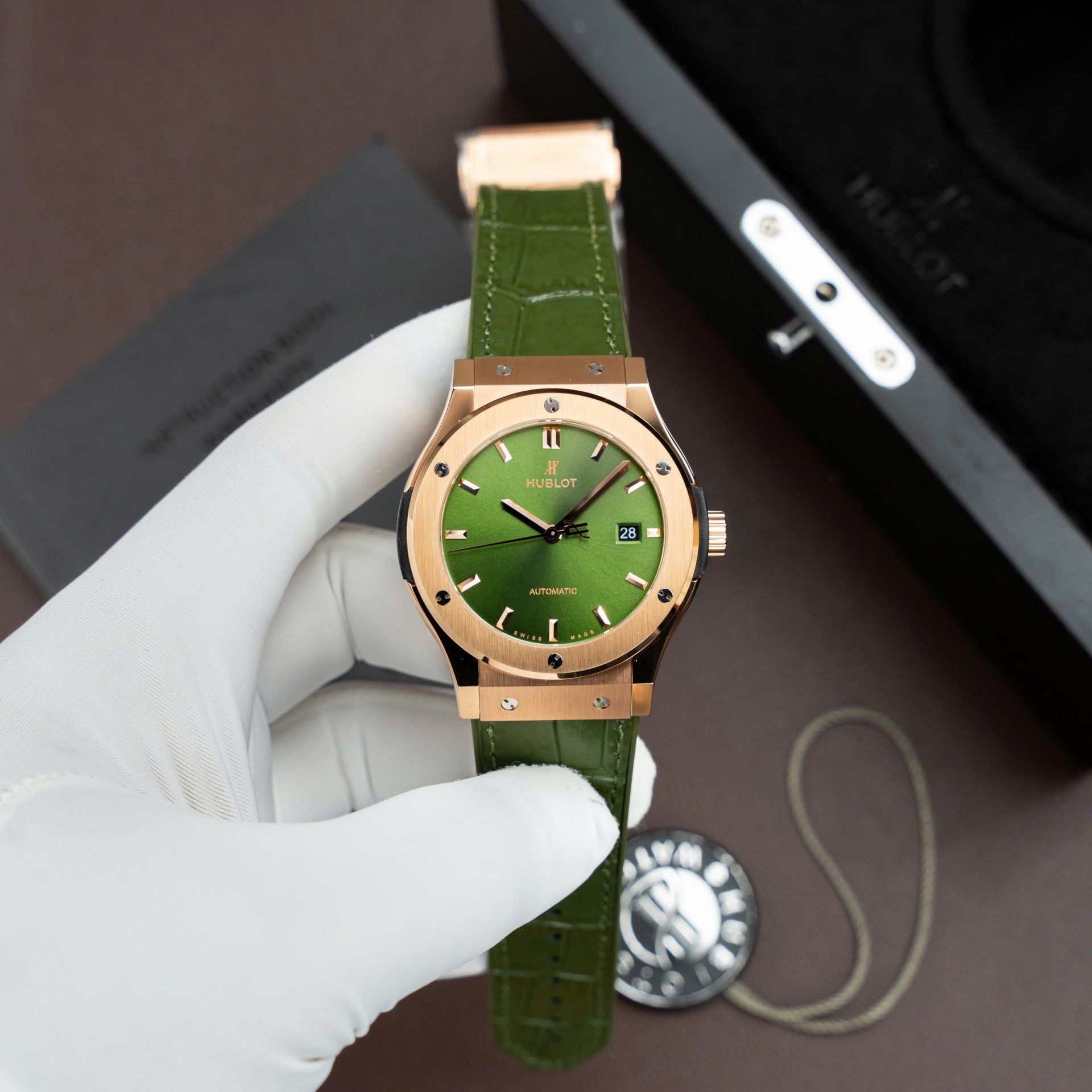 8A6A716C-B02F-6DFC-05CF-349A63EB99AA.jpg Hublot Classic Fusion King Gold Replica Watch Green Dial Movement SW300 Swiss Made 42mm - Image 1