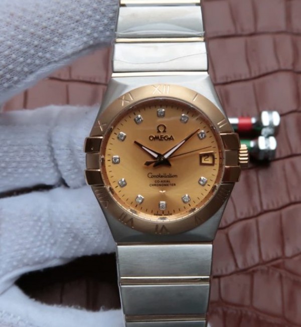 8D22D523-53D4-14A9-1703-1E643A5F325F.jpg Replica Omega V6 Constellation 35mm Yellow Dial YG Bezel Diamonds Markers SS Bracelet A2500 - Image 1