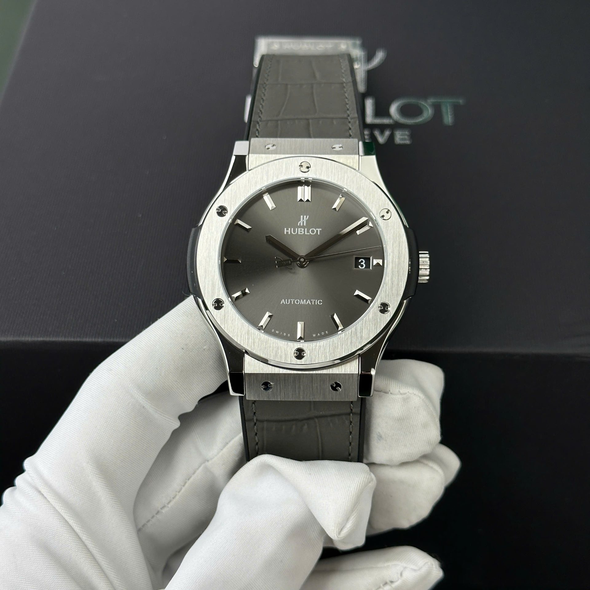 8E94AEF9-1E7B-62E0-B40C-A26840C31F80.jpg Hublot Classic Fusion Titanium Replica Watch Best Quality Gray Dial WWF Factory 45mm - Image 1