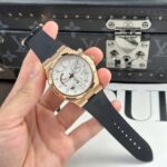 Vacheron Constantin Replica Watch Overseas Dual Time 47450 White Dial Rubber Strap 9F 42mm - Image 2