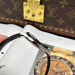 Hublot Classic Fusion Titanium Copies Watches Gray Dial Weight 84 Grams Super Light JJZ Factory 42mm - Image 10