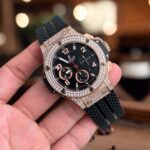 Hublot Replica 11 Watch Big Bang Chronograph Full Stone Face Black High Quality 44mm - Image 4