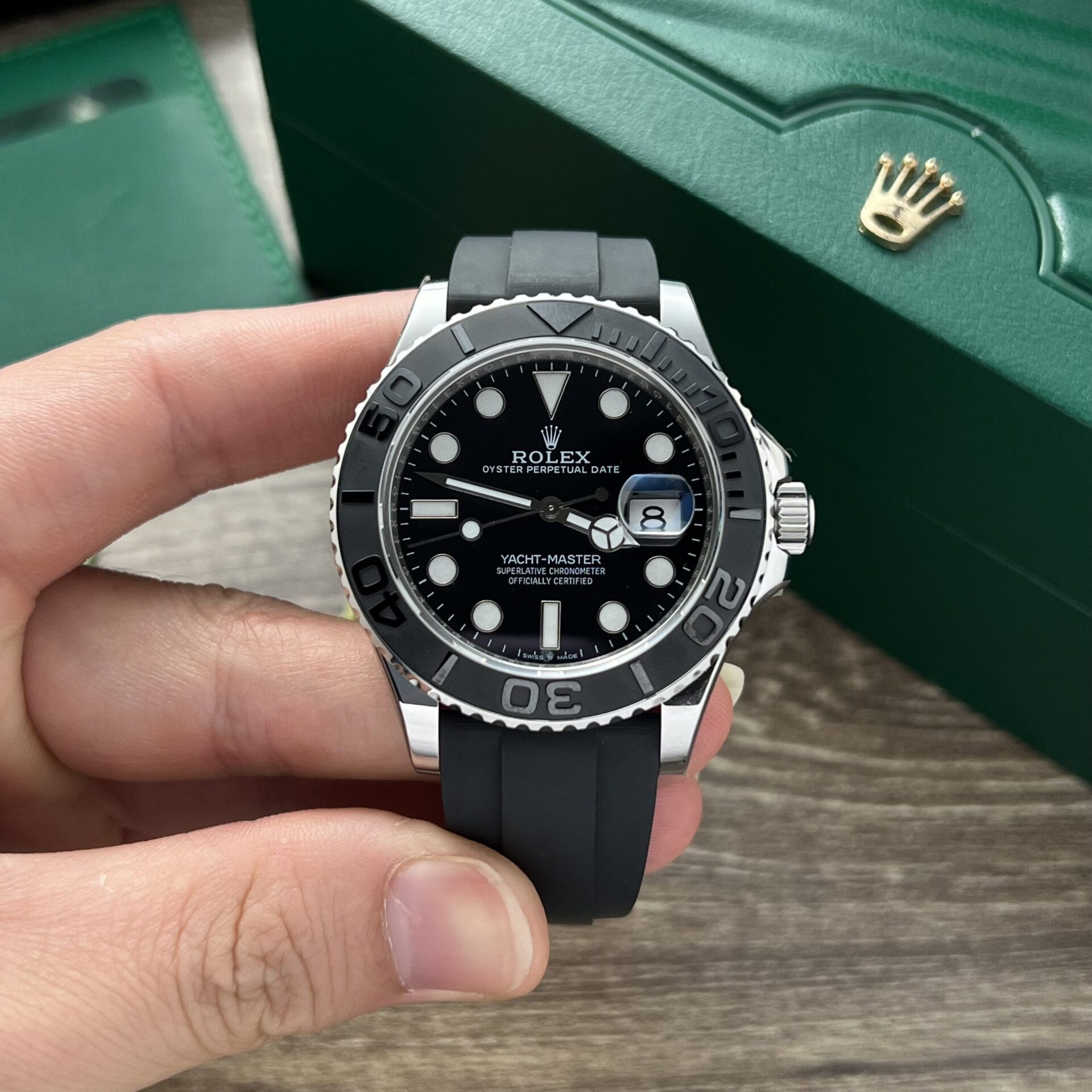 99A1DFBC-E2A4-2A3B-94C9-DB9FCAD58EF1.jpg Rolex Fake Clone Yacht-Master Black Dial Rubber Strap EW Factory 40mm - Image 1