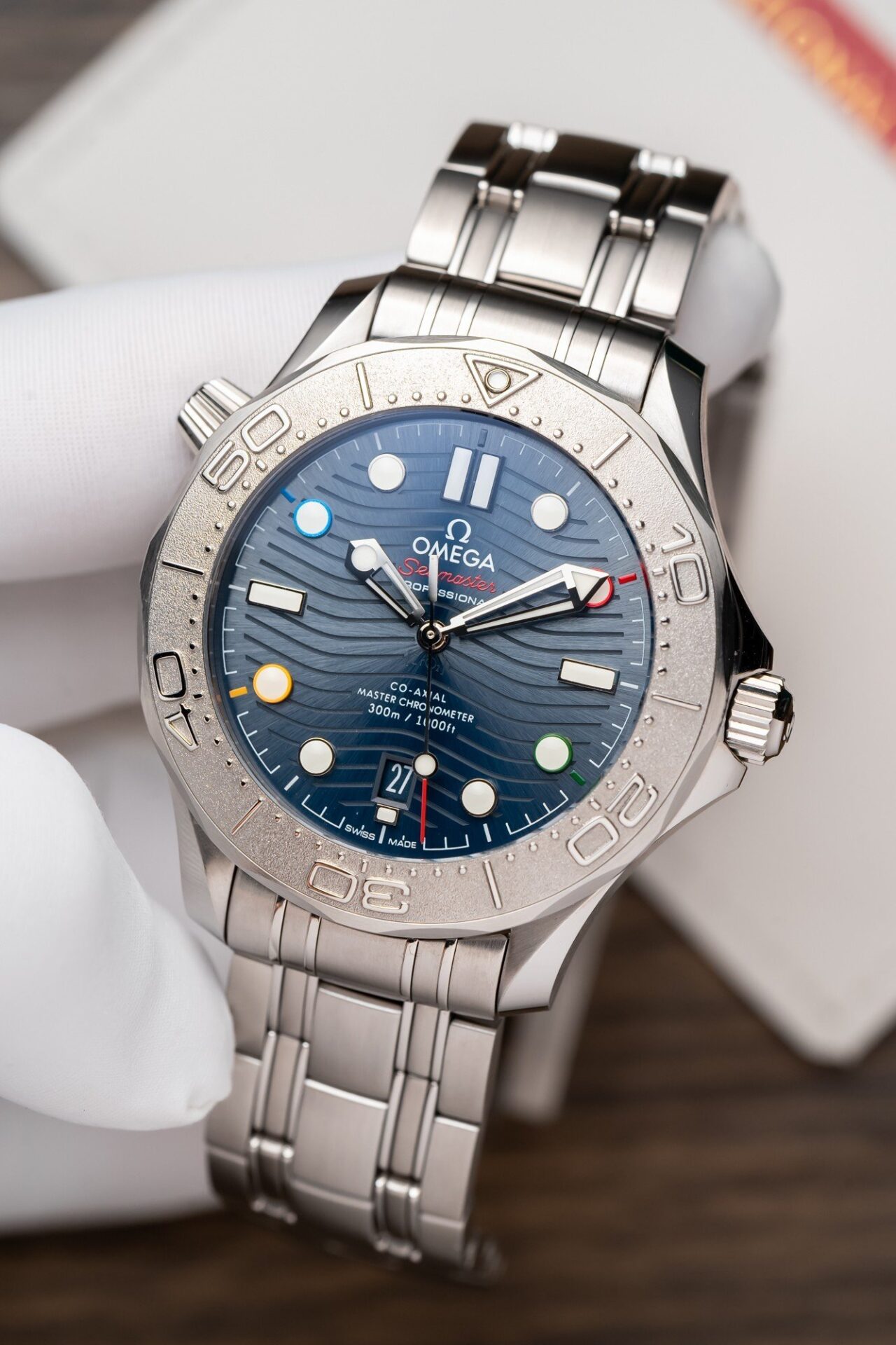 9E5171BA-BC65-BA53-289D-7B038F3B2AF9.jpg Omega Seamaster 007 Replica 1:1 Watch Blue Dial VS Factory 41mm - Image 1