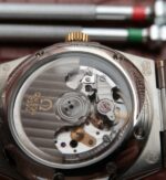 Replica Omega V6 Constellation 35mm White Dial YG Bezel SS Bracelet A2500 - Image 6