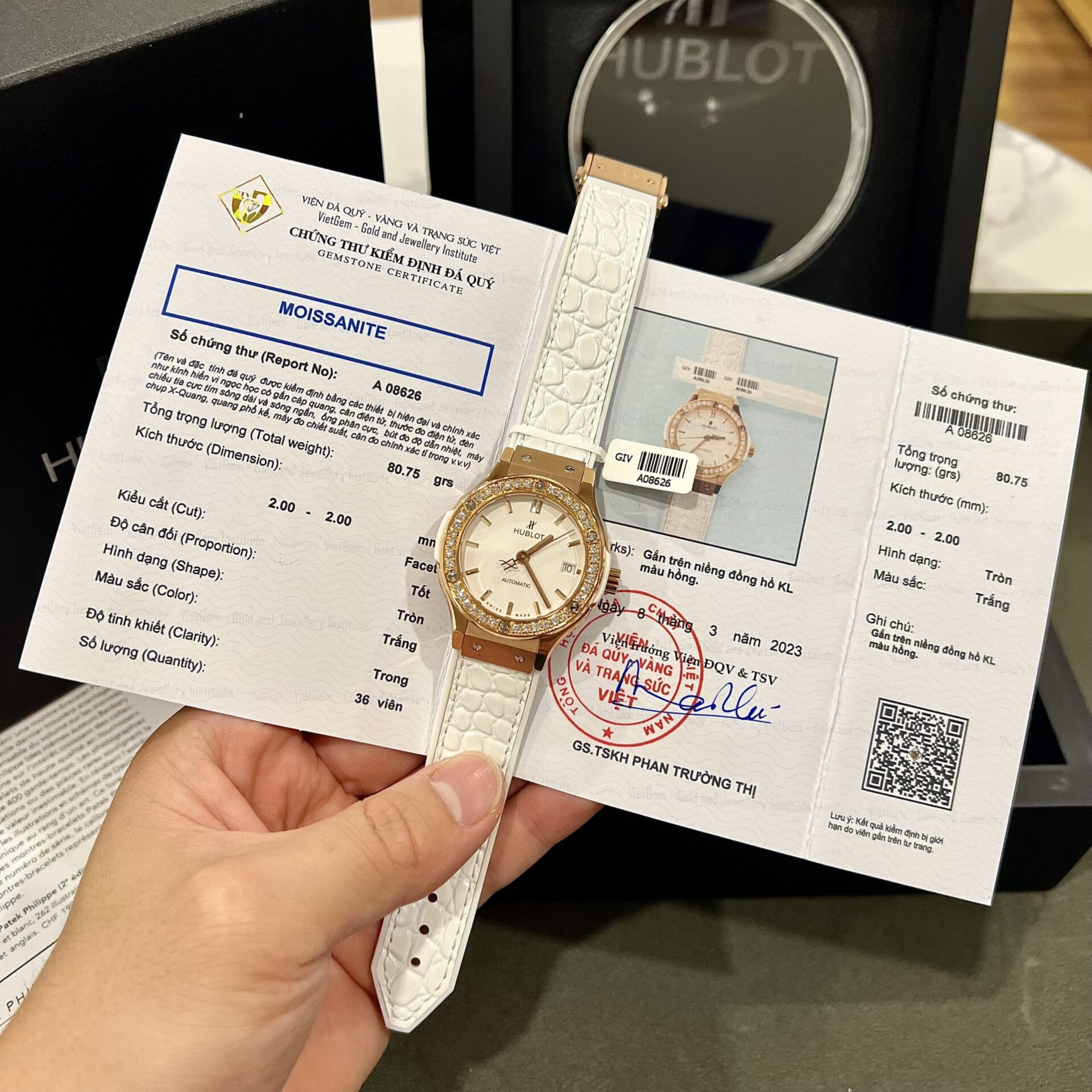 A5DC8973-1E60-B4B1-EF11-B6A628F22050.jpg Hublot Replica Watches Classic Fusion King Gold White Dial Custom Moissanite Diamonds 38mm - Image 1