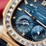 Patek Philippe Replica Watch Nautilus 5724R Gold Wrapped GR Factory 40mm - Image 4