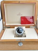 Omega Replica 1:1 Watch Seamaster Planet Ocean GMT Black Dial 43.5mm - Image 2