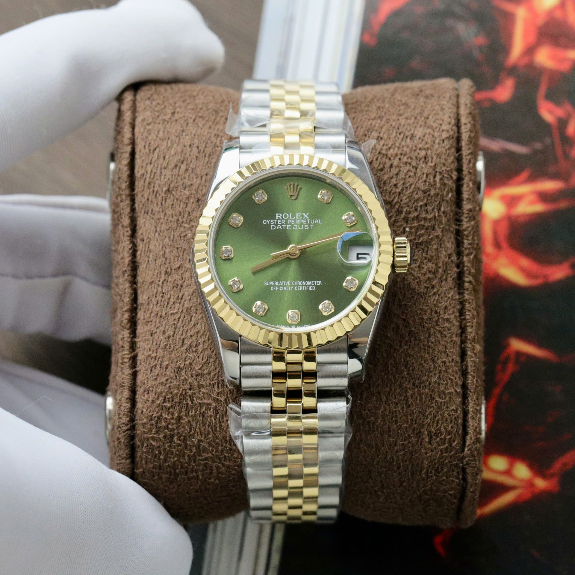 A7DB283E-E864-AE6D-54BB-EA3C06F0B627.jpg Rolex DateJust Fake Watches Green Dial Jubilee Strap 31mm - Image 1