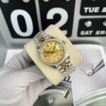 Rolex DateJust Women s Replica Watch With Stone Bezel Champagne Dial EW Factory 31mm - Image 2