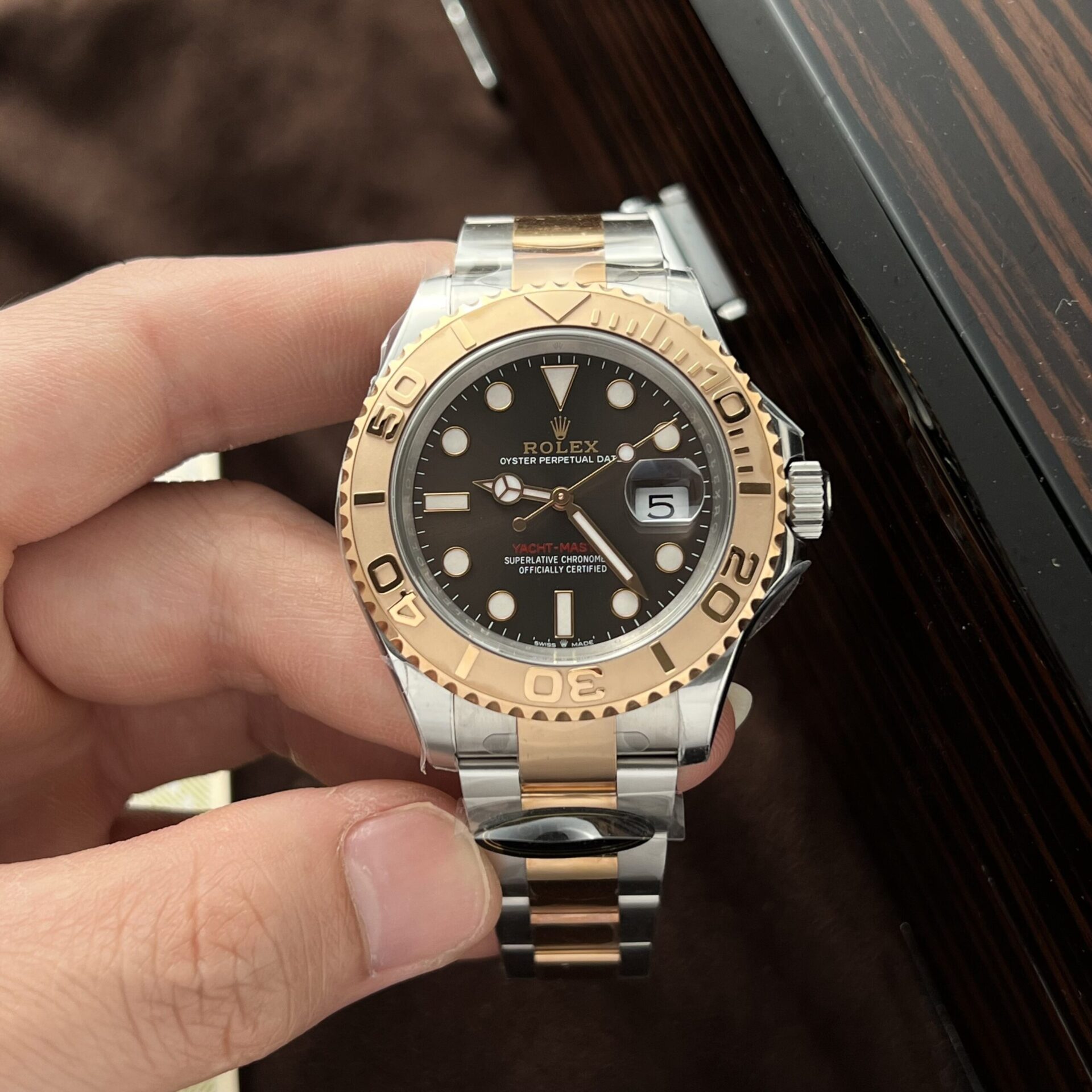 B1758A71-8D6C-0FCE-CE3B-C3D039093ECA.jpg Rolex Yacht-Master 126621 Replica Watch Dial Chocolate Clean Factory 40mm - Image 1