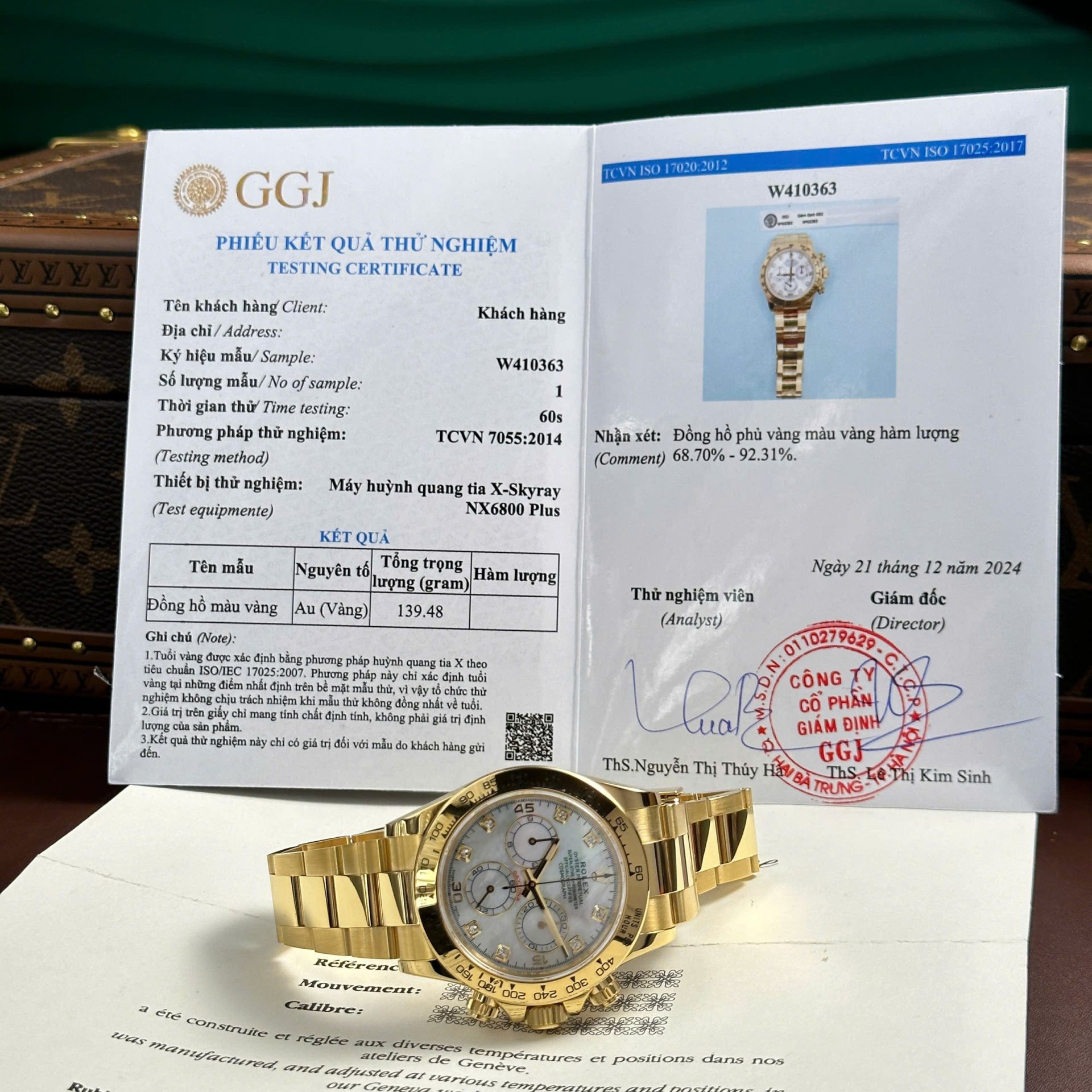 B54FD13F-2397-BC1B-3092-783FD40CFF34.jpg Rolex Daytona Cosmograph 116508 Best Replica Watch Custom Gold Wrapped 40mm - Image 1