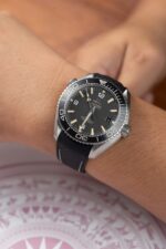 Omega Replica Watch Seamaster Planet Ocean Black Dial Rubber Strap Factory VS 43.5mm - Image 7