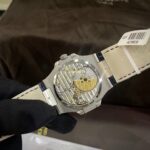 Patek Philippe Rep 11 Watch Nautilus 5724 Moissanite Baguette Blue Dial 40mm - Image 5