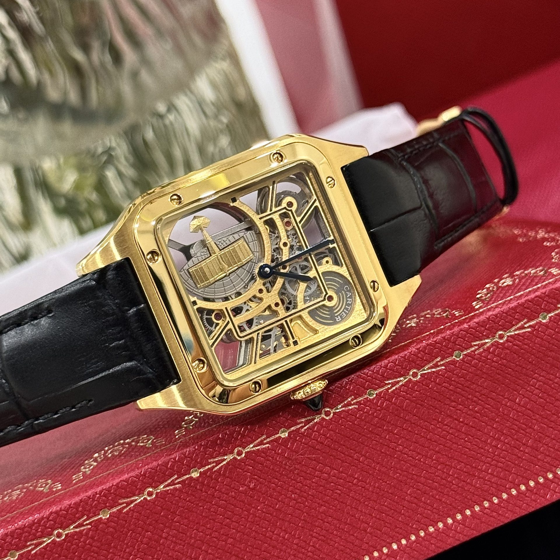 BA6957F4-D199-8584-5829-21E9099F3C92.jpg Cartier Replica Watch Santos WHSA0031 Quartz Leather Strap 31x43mm - Image 1