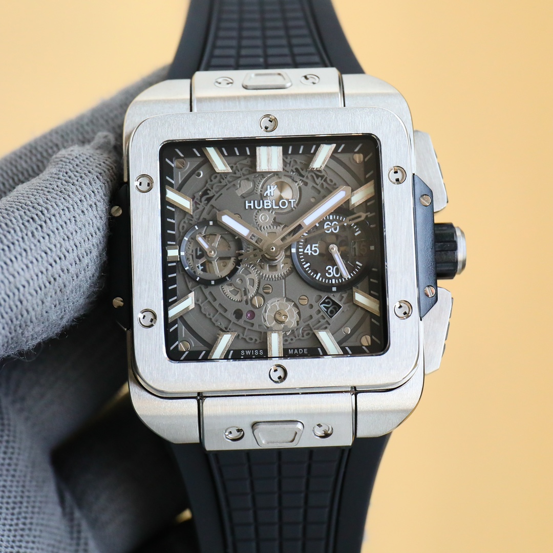C0770CA2-C143-96DA-6339-9F75D9682B11.jpg HUBLOT SQUARE BANG UNICO 45MM RUBBER STRAP(1:1 replica) - Image 1