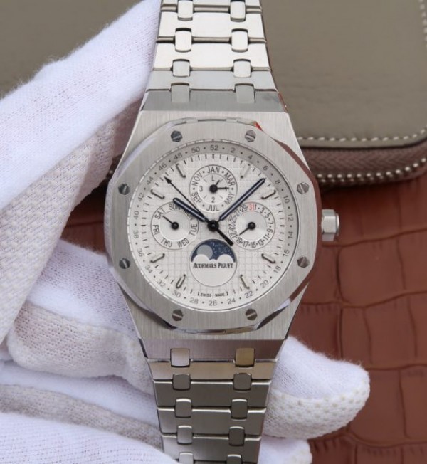 C58FAED0-A353-33C7-BA34-4FC43F69C64F.jpg Replica Audemars Piguet JF Royal Oak 41mm 26574 SS White Dial SS Bracelet A5134 - Image 1