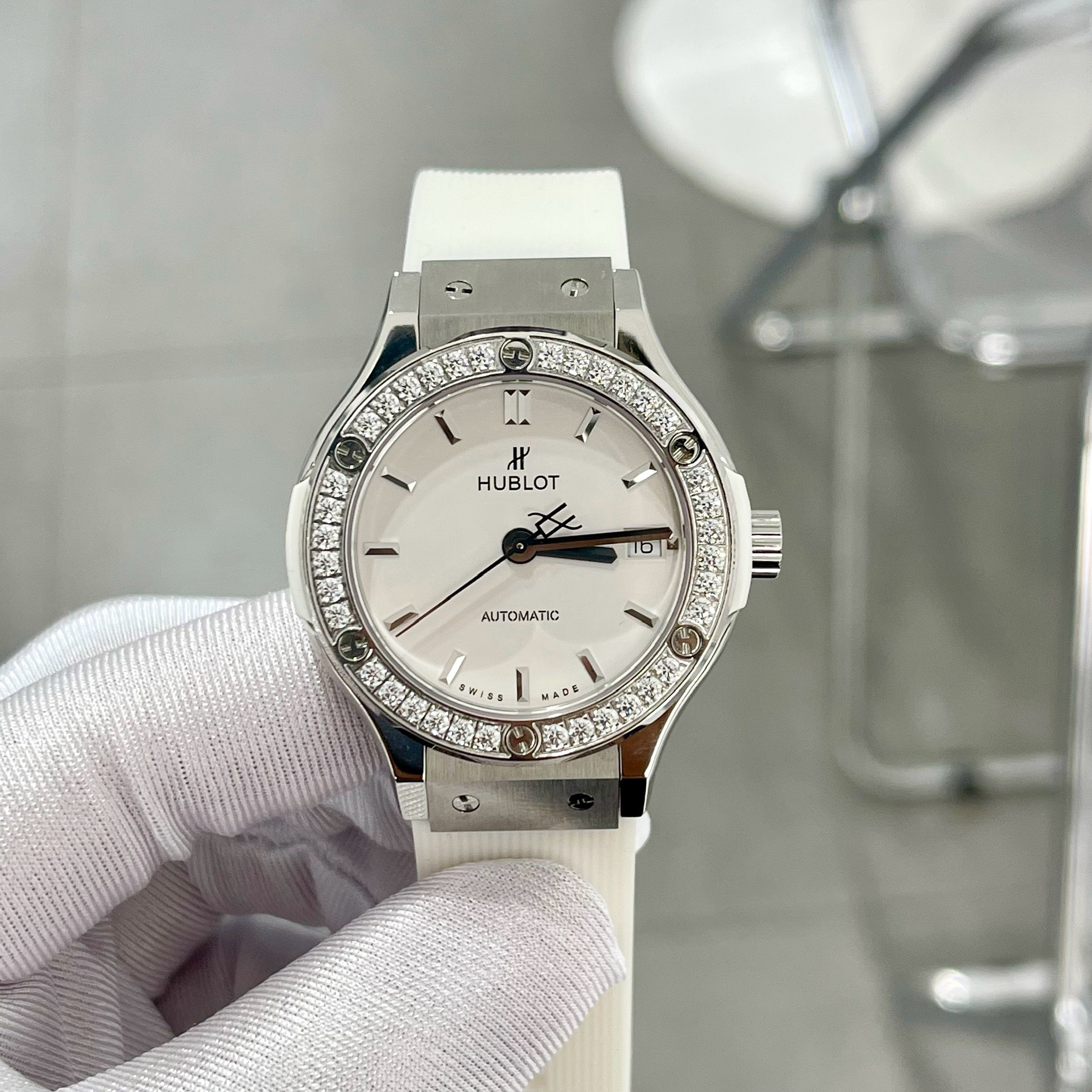 C7EF67F1-D614-E125-6592-420EEB4981D5.jpg Hublot Classic Fusion White Rubber Strap Replica Watch Swiss Movement 38mm - Image 1
