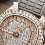 Patek Philippe Replica 1:1 Watch Aquanaut 5062 Gold Wrapped Moissanite Diamond 35.6mm - Image 3