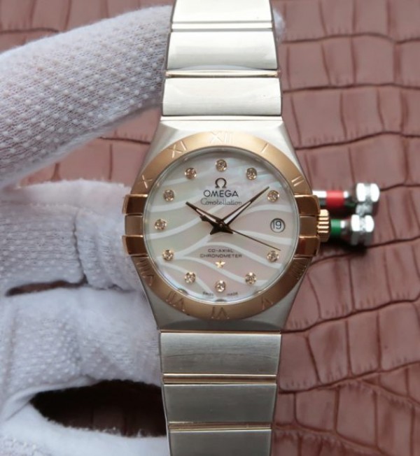 CC41C1C8-63DB-A057-C9BB-3DD8CA37FFD9.jpg Replica Omega V6 Constellation Diamonds Bezel YG Bezel White Textured Dial A2500 - Image 1