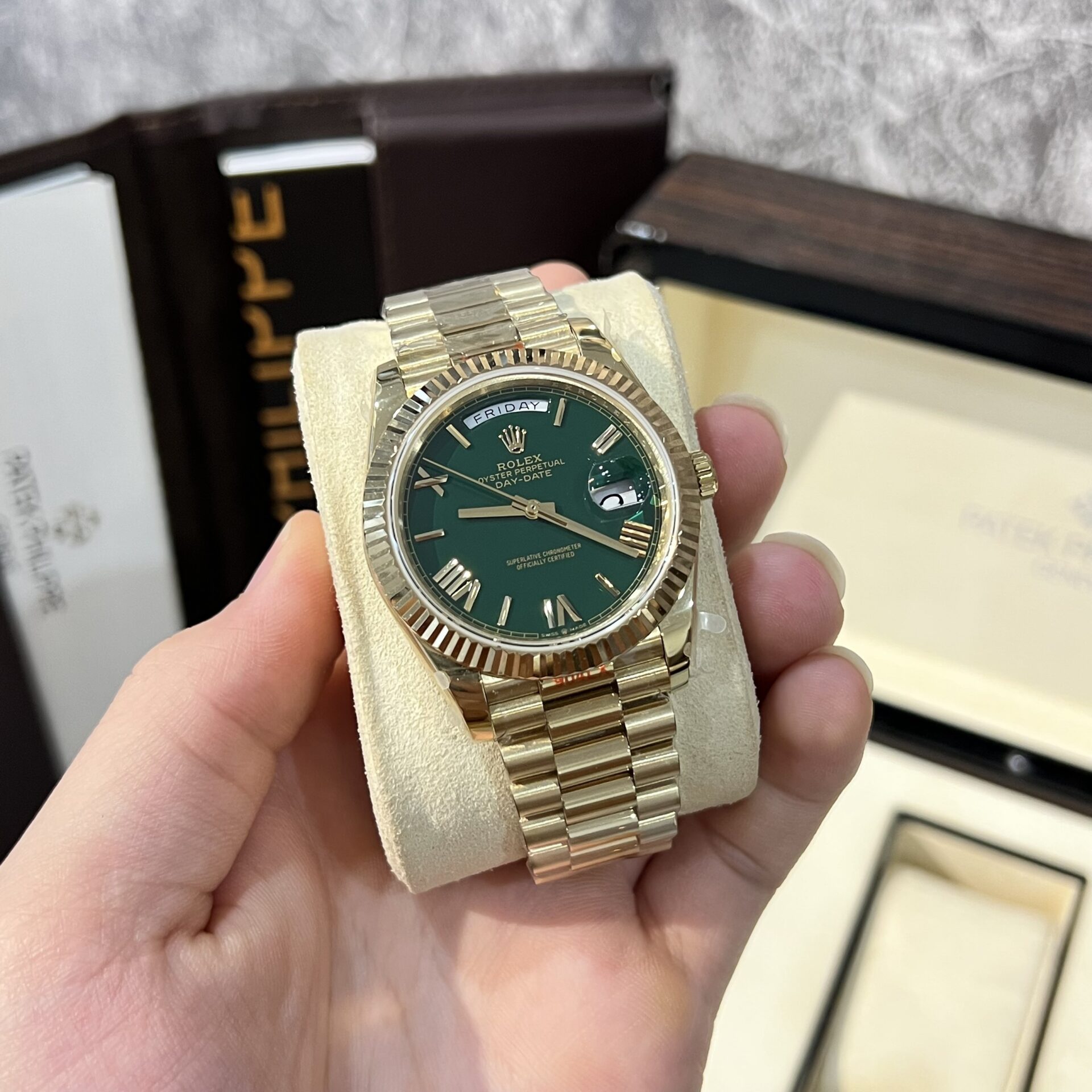 CC48E372-D69F-9F0E-B338-121FA41A055B.jpg Rolex Day-Date 228238 Replica Watch Green Dial Refined 166gr GM V2 40mm - Image 1