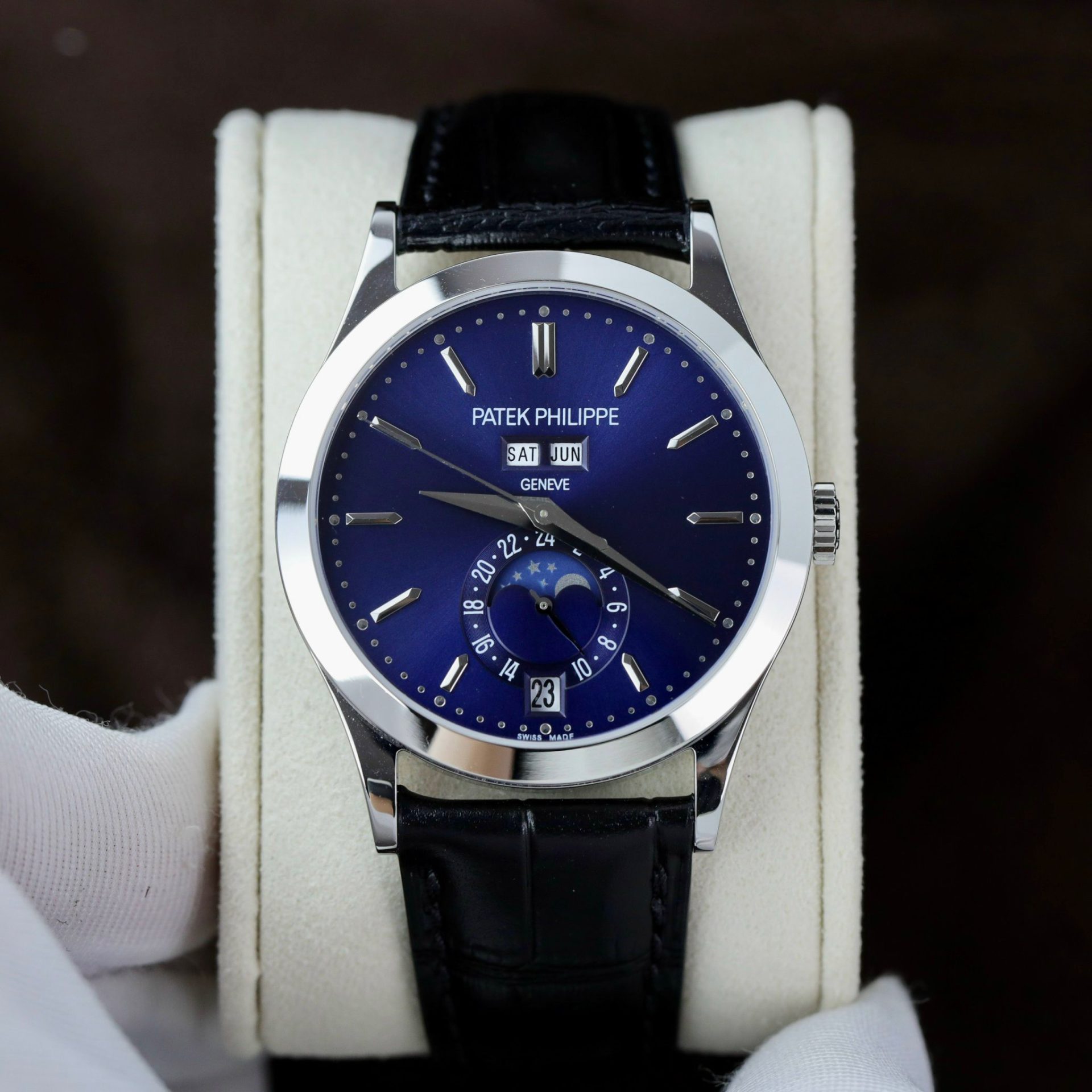 D0D8C7BD-4E51-E771-1013-E73DFD0DABE7.jpg Patek Philippe Replica Watch Complications 5396G Dial Blue 38.5mm - Image 1
