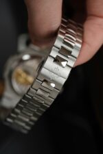 Patek Philippe Best Replica Watches Nautilus 5712 Custom Authentic Details 40mm - Image 17