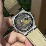 Patek Philippe Nautilus 5722G With Diamond Moissanite Replica 11 Watch 40mm - Image 6
