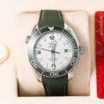 Omega Replica Watch Planet Ocean 600M Grey Dial Rubber Strap VS Factory 43.5mm - Image 2
