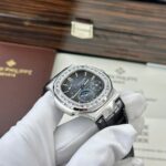 Patek Philippe Nautilus 5722 Replica Watch Blue Dial With Baguette PPF Factory 40mm - Image 4