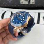Omega Seamaster Diver 300M Replica Watch Blue Dial Rubber Strap VSF 42mm - Image 4