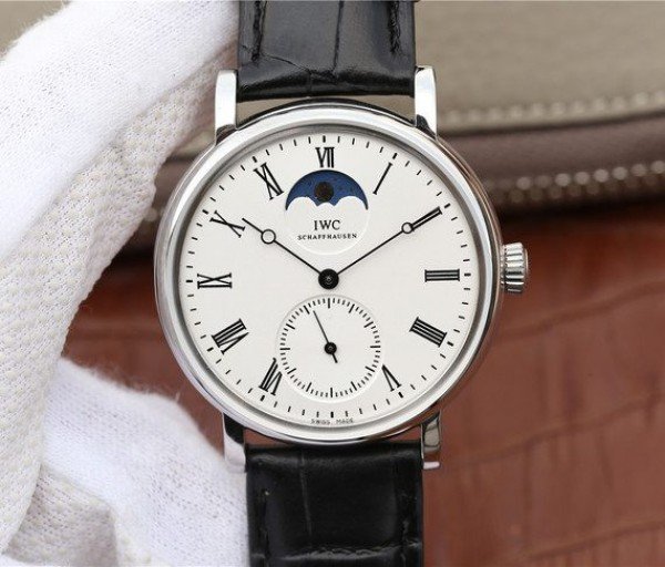 E0D3DAB5-86F9-74A8-966B-172BD03F75FC.jpg Replica IWC Vintage IW544805 White Dial Black Leather Strap - Image 1