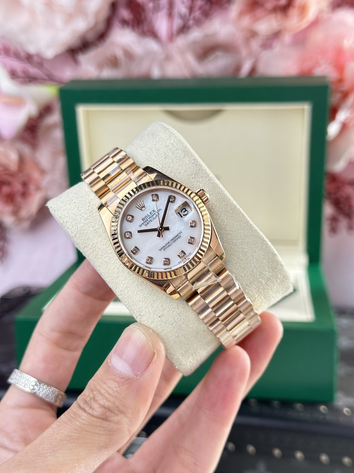 E346456E-E71B-4898-71D5-6F60F22D3403.jpg Rolex DateJust 278275 Replica Watches Mother Of Pearl Dial 31mm - Image 1