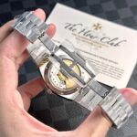 Vacheron Constantin Overseas White Dial Metal Strap Replica 1:1 Watch 41mm - Image 6