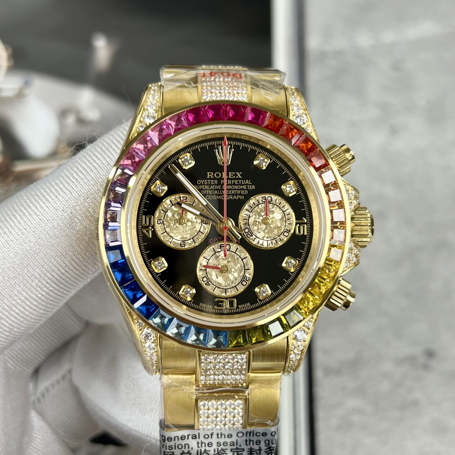 E9D9C289-B2A3-7D7F-18BE-6F864ED4A088.jpg Rolex Replica 1:1 Watch Daytona Rainbow Yellow Gold Plated With Stone 40mm - Image 1