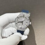 Hublot Classic Fusion Replica Watch Blue Rubber Strap Moissanite Diamond 33mm - Image 4
