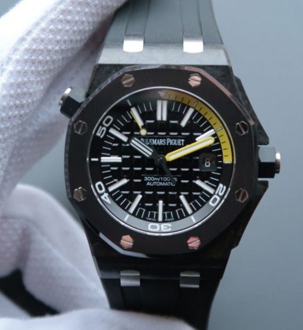 F29A27AA-6339-DD8F-4DAD-CD1FD4F7E88B.jpg Replica Audemars Piguet JF Royal Oak Offshore Diver Forged Carbon Rubber Strap A3120 - Image 1