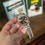 Rolex Day-Date 228235 Best Replica Watch Dial Chocolate Weight 186 Gram QF Factory 40mm - Image 3
