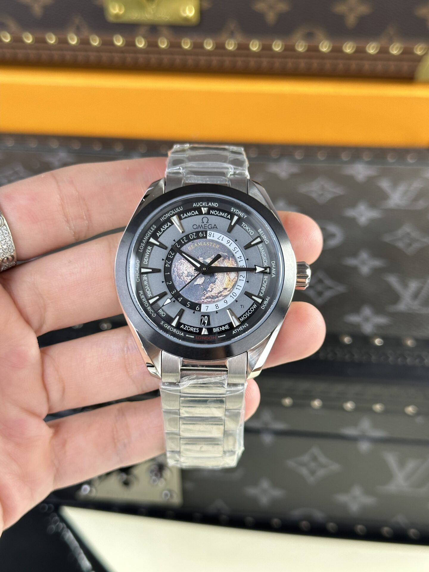 F416A763-776B-3F38-F864-148E595E790F.jpg Omega Best Replica Watch Seamaster Aqua Terra Gray Dial 43mm - Image 1